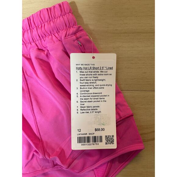 NWT Lululemon Hotty Hot Low-Rise Lined 2.5" Short Sonic Pnk sz 12 $68 MSRP - Picture 3 of 4